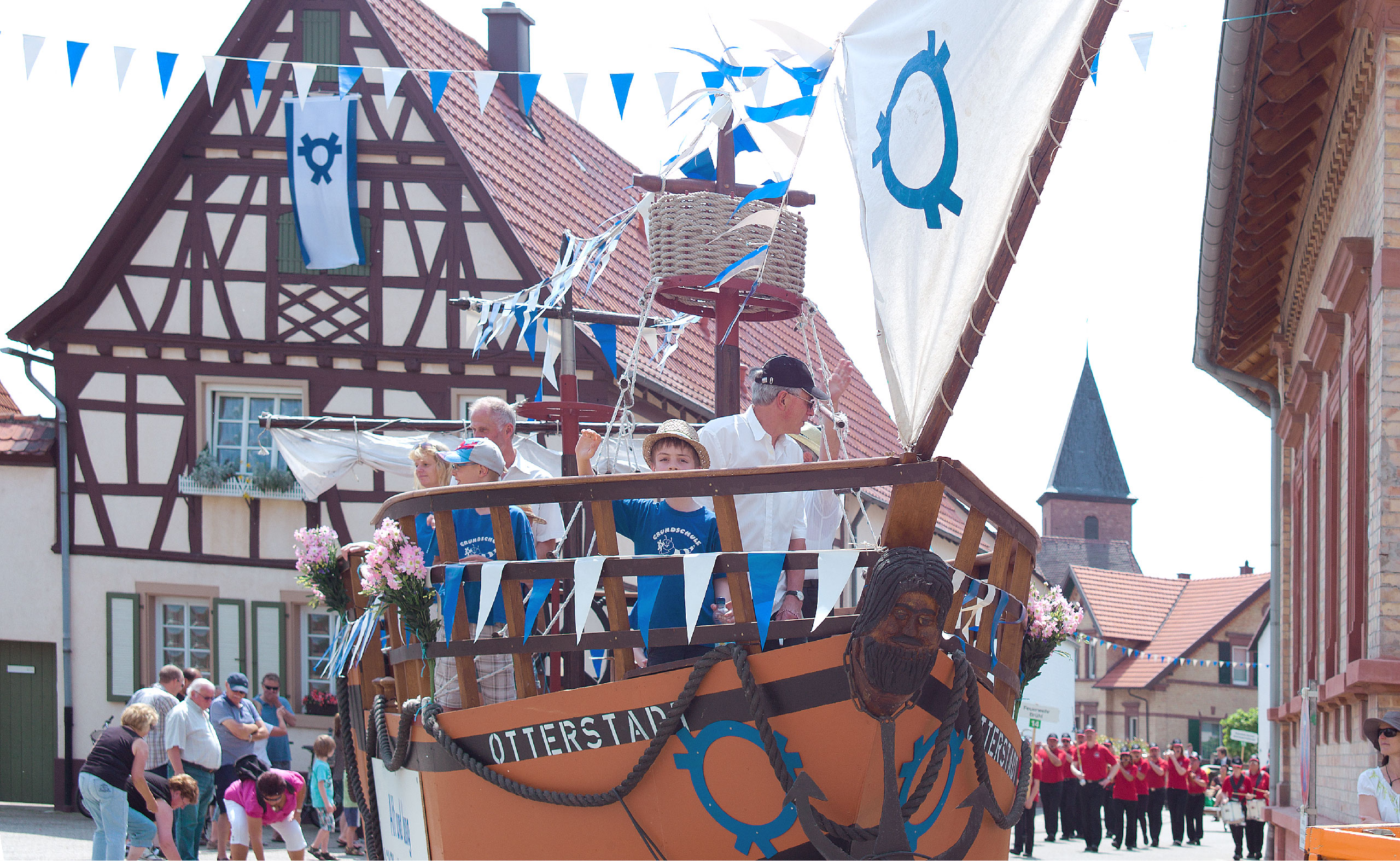 KF-Umzug-2560px